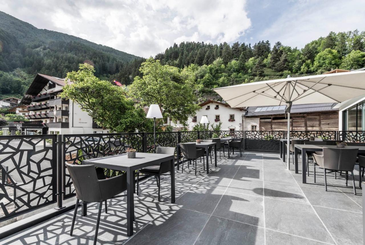 Hotel Der Mohrenwirt **** Burgusio Exterior foto